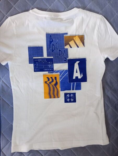 アディダス Tシャツ レディース タグ無し試着のみ S〜M 小さめです。