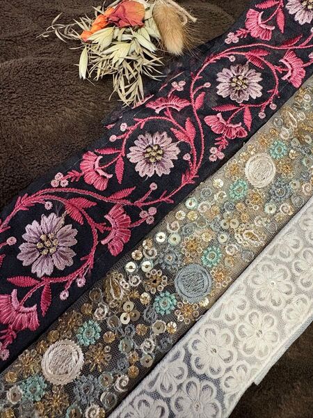 お得! インド刺繍リボン おすそ分け ハンドメイド 資材 50cm×3本 フラワー ブラック ホワイト グリーン