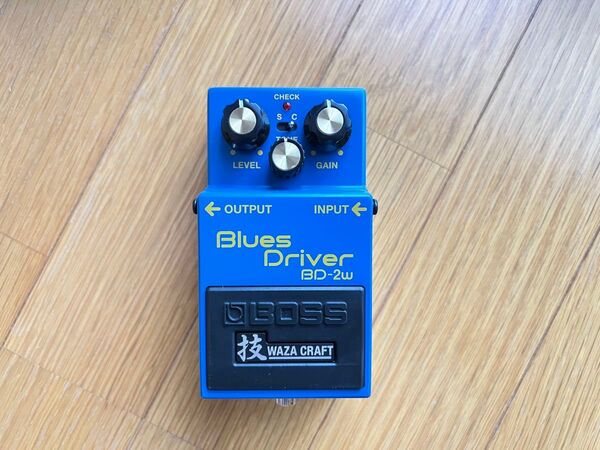 BOSS BD-2W ブルースドライバー Blues Driver エフェクター
