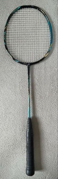 YONEX ASTROX 88S PRO 4UG5 美品 ほぼ新品、使用3回のみ