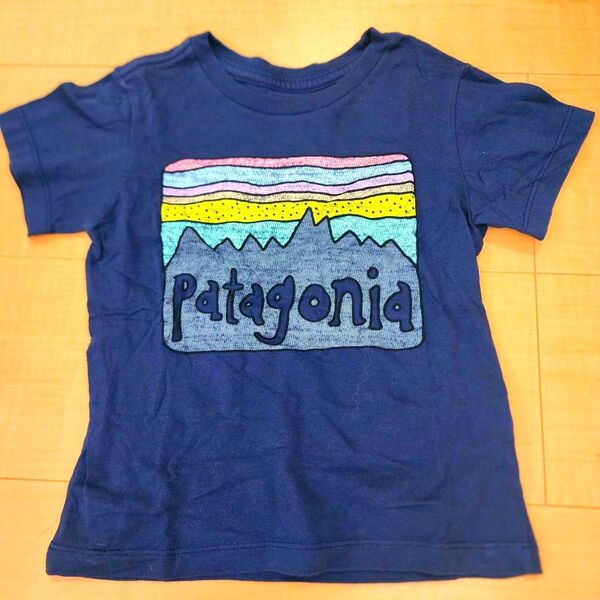 patagonia ネイビー Tシャツ 90cm