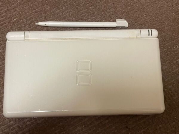 ほとんど美品 動作良好 無傷 Nintendo DS Lite クリスタルホワイト
