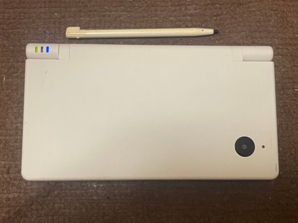美品 動作良好 ニンテンドー DSi 本体 TWL-001 ホワイト 任天堂 初期化済 本体のみ