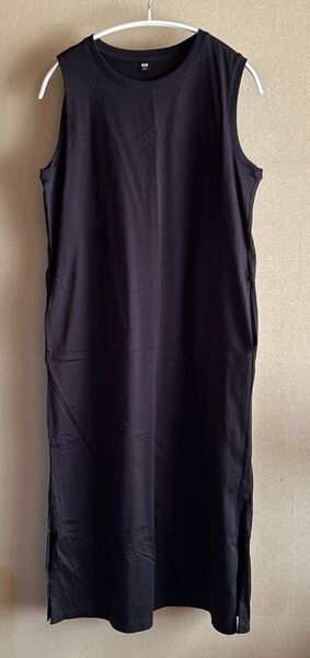 UNIQLO ユニクロ ノースリーブワンピース M ブラック 未使用