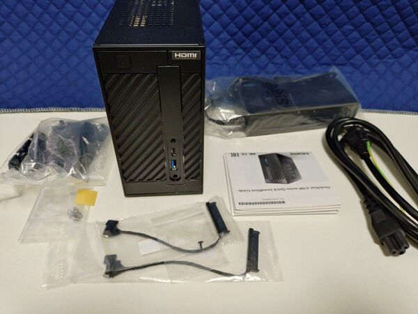 DeskMini A300+Ryzen5 3400G + DDR4-16Gメモリ+WiFiとNocturFAN