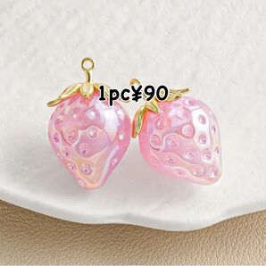 いちご ストロベリー アクセサリー チャーム ハンドメイド 可愛い キラキラ
