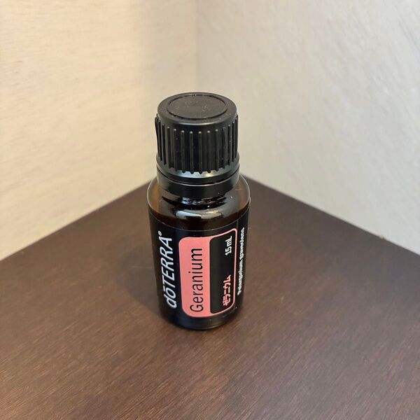 【新品・未開封品】 ドテラ doTERRA ゼラニウム 15ml エッセンシャルオイル