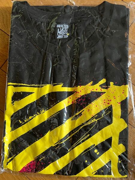 新品未着用!ONE OK ROCK シャツ(Lサイズ)