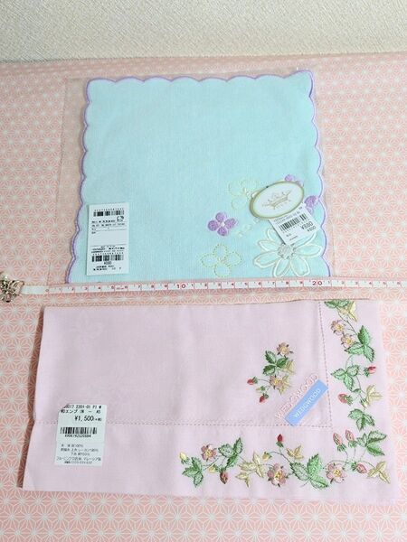 TOCCA タオルハンカチと WEDGWOODハンカチ 2枚セット