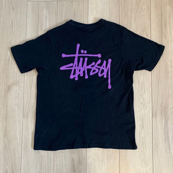スチューシー Tシャツ S 黒 パックプリント ロゴ入りstussy カットソー