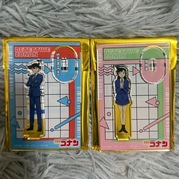 名探偵コナン トレーディングミニアクリルスタンド 毛利蘭 工藤新一