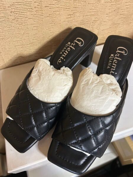 【未使用品】アルテミスダイアナ サンダル、ミュール ブラック Sサイズ