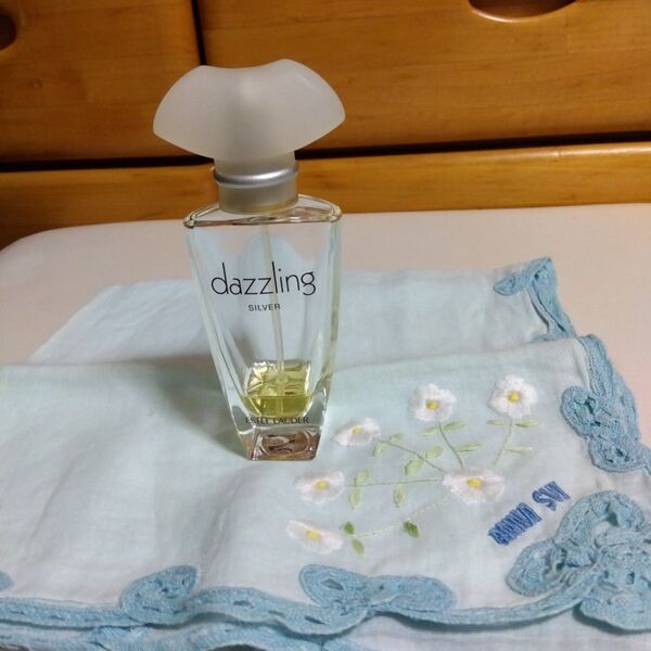 Estee Lauder dazzling silver30ml オードパルファム