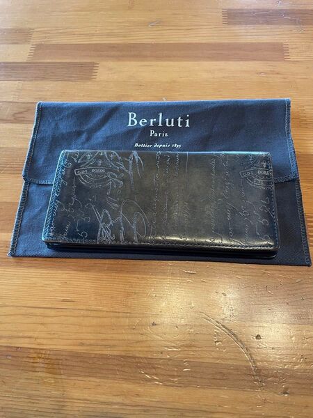 Berluti ロングウォレット(コインケース有り) 定価:175,000円