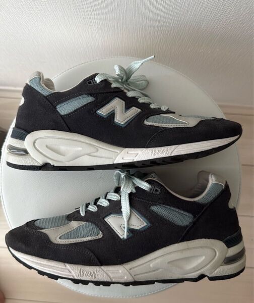 ロニーファイグ×NB990V2 スニーカー ニューバランス