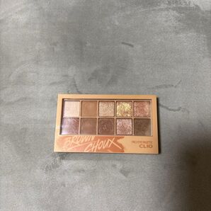 CLIO プロアイパレット 02 BROWN CHOUX