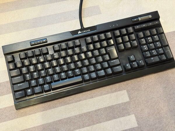 CORSAIR ロープロファイル ゲーミングキーボード K70 MK.2 ロープロファイル 銀軸