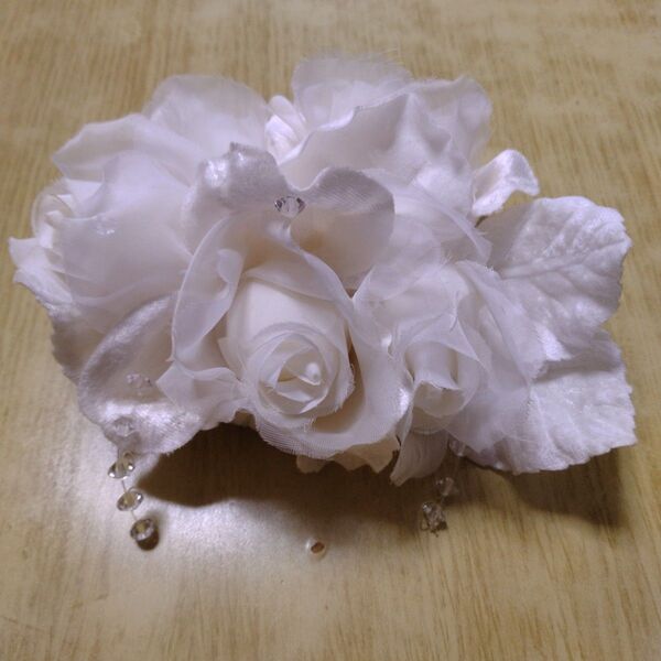 薔薇 コサージュ バラ 白