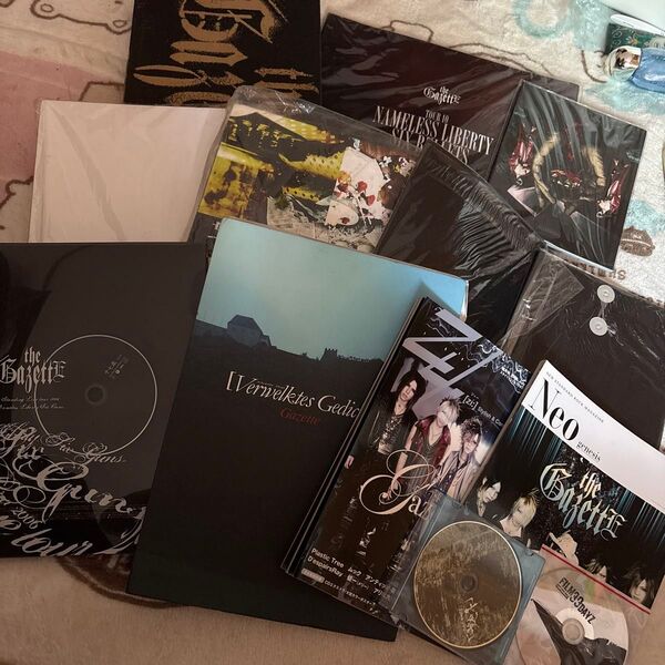 theGazette アートブック ツアーパンフレット 雑誌 zy. FILM39dayzDVD 枯詩未成年CD付き ガゼット