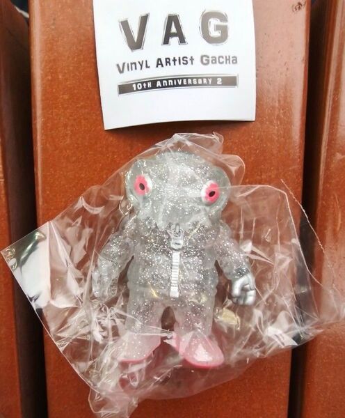 vag ガチャ ギャロミ クトゥルフオイド ソフビ メディコムトイ クリアラメ ギャロミオイド