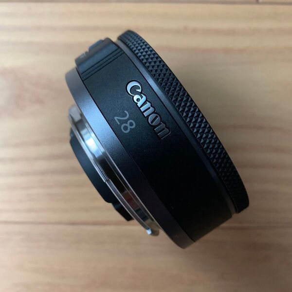 Canon RF28mm F2.8 STM