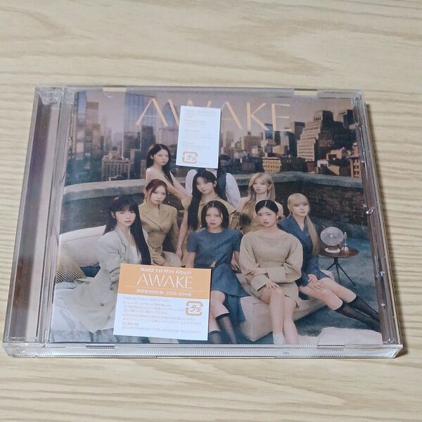 通常盤 (初回仕様) 12P歌詞ブックレット封入 NiziU CD/AWAKE