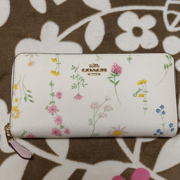COACH コーチ 花柄 長財布 C0033