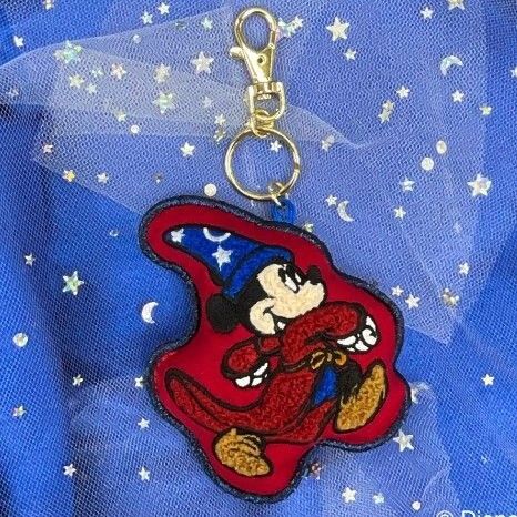 新品タグ付き 限定品 ファンタジア ミッキーキーホルダー