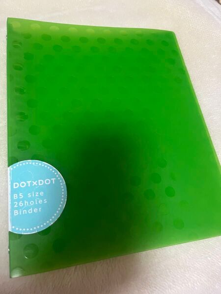 DOT×DOT B5サイズ 26穴 バインダー グリーン ドット柄