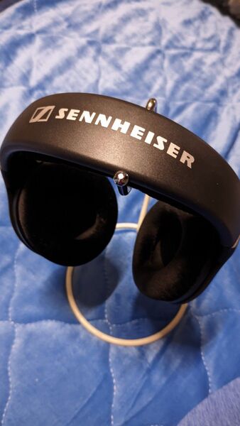SENNHEISER HD558 ゼンハイザー 開放型ヘッドホン HD558 美品