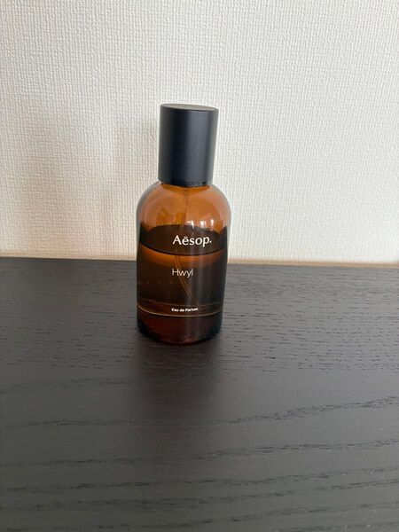 イソップAesop Hwyl オードパルファム 50ml