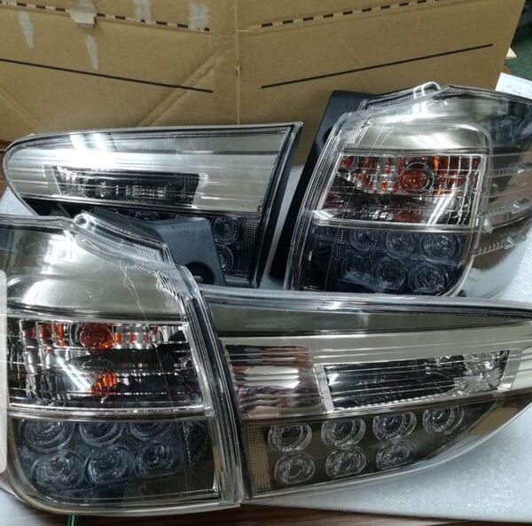 後期クリアテールLED ZGE20W ウィッシュ★左右テールライト 4点セット トヨタウィッシュ ZGE25W ZGE20G