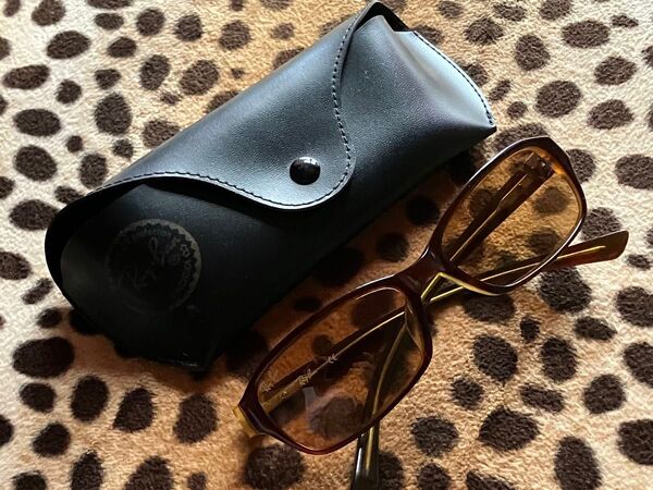 1 美品 レイバン 純正 サングラス RB2134 専用ケース付 ライトブラウンスモークレンズ フレーム Ray Ban メンズ
