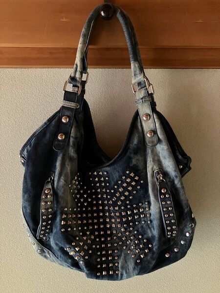 美品 ノーブランド デニム生地 ショルダーバッグ トートバック 大きめサイズ ジーンズ ビッグ お出掛け 普段使い レディース