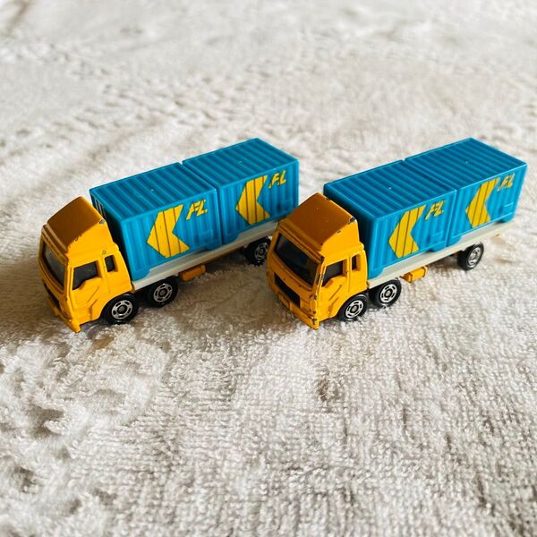 トミカ 三菱ふそう コンテナトラック TOMICA ミニカー