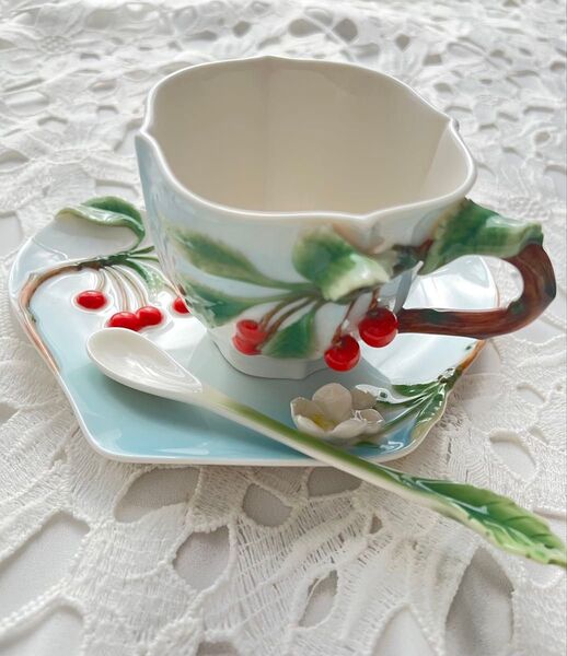 お値下げ致しました★陶翔舞千 華麗なる花コレクション カップ&ソーサー