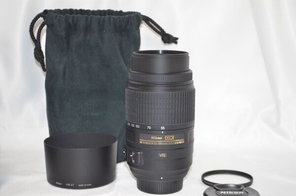 新品級★Nikon AF-S 55-300㎜ VR★望遠レンズ★手振れ補正機能付★