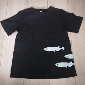無印良品 Tシャツ 130 ネイビー 紺 魚