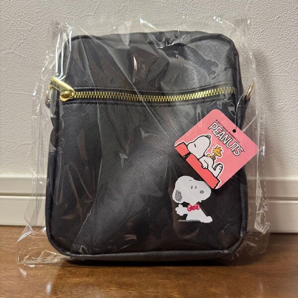 スヌーピーショルダーバッグ SNOOPY PEANUTS