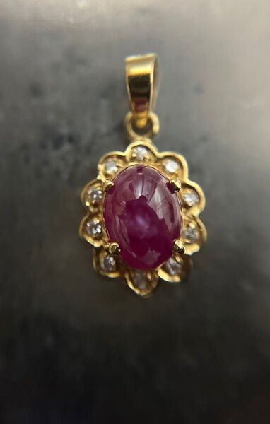 k18 ルビー1.91ct/ダイヤ0.06ct ペンダントトップ 美品!