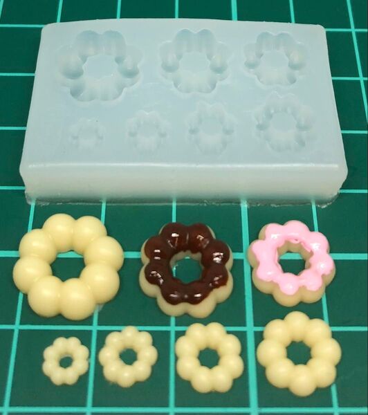 【ドーナツ ポンデリング 7サイズ】シリコンモールド 型 ミニチュアフード