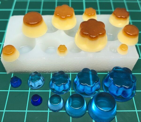 【サイズ色々プリン9種】シリコンモールド ミニチュア シャカシャカシェイカー