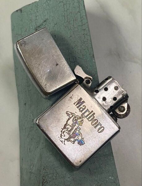 ZIPPO 1967年製 Marlboro カウボーイ 激レア 希少ヴィンテージ 喫煙具 ビンテージ ジッポー オイルライター
