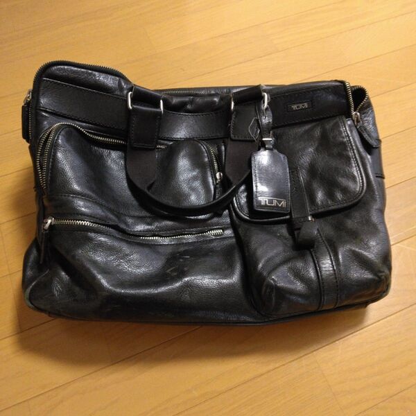 : TUMI トゥミレザー 本革ブラック