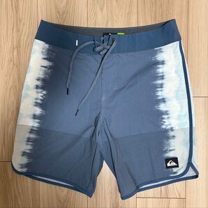 QUICKSILVER HIGHLINE ボードショーツ サーフパンツ