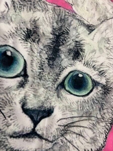 猫柄 クッションカバー 未使用 約45cmX45cm