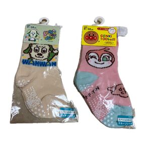 【新品】福助 ベビー靴下 9〜14cm 【1足売り】それいけアンパン ドキンちゃん いないいないばぁっ! わんわん