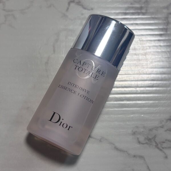 Dior カプチュール トータル セル ENGY スーパーセラム サンプル 15g