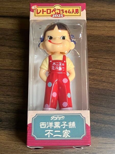 レトロペコちゃん人形 2025 ミルキーフラワー柄