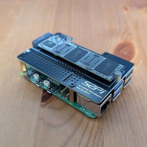 raspberry pi 5 8GB + M.2 HAT + M.2 NVMe SSD セット